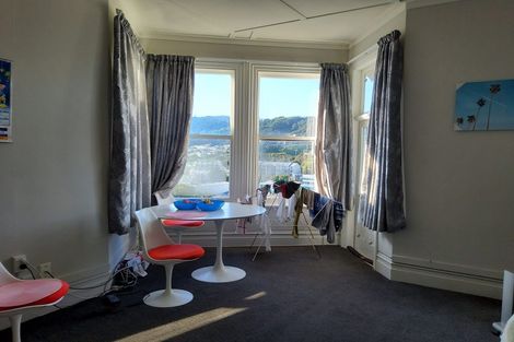 Photo of property in 129 Tasman Street, Mount Cook, Wellington, 6021