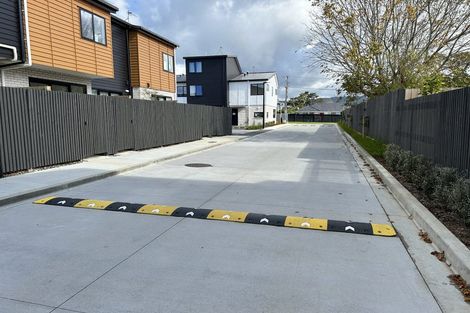 Photo of property in 11 Whati Lane, Henderson, Auckland, 0612