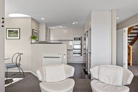 Photo of property in 3 Allom Lane, Cashmere, Christchurch, 8022