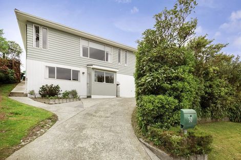 Photo of property in 30 Turriff Crescent, Tawa, Wellington, 5028