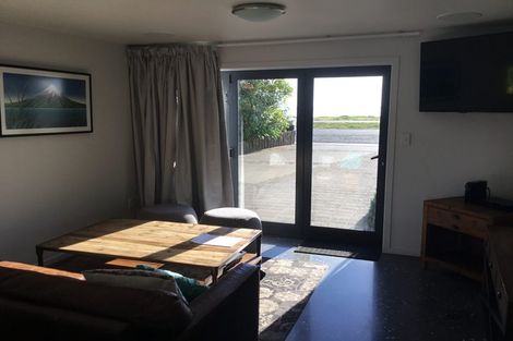 Photo of property in 88 The Esplanade, Westshore, Napier, 4110