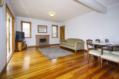 Photo of property in 6 Maui Street, New Lynn, Auckland, 0600