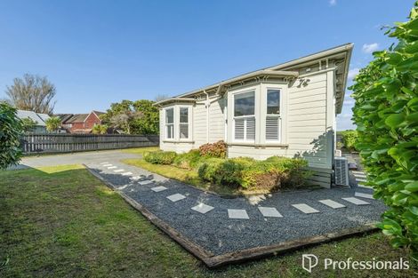 Photo of property in 19a Randwick Crescent, Moera, Lower Hutt, 5010