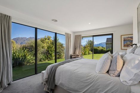 Photo of property in 4 Durness Court, Jacks Point, Queenstown, 9371