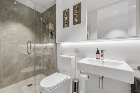 Photo of property in 4 Mary Dobson Way, Island Bay, Wellington, 6023