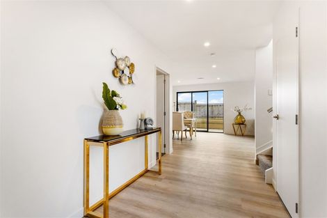 Photo of property in 3 Matuka Lane, Ranui, Auckland, 0612