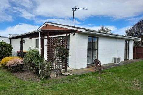 Photo of property in 122 Effingham Street, North New Brighton, Christchurch, 8083