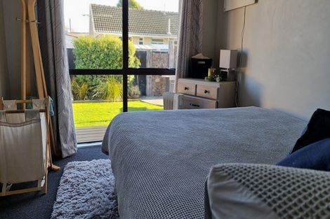 Photo of property in 14 Peckham Lane, Woolston, Christchurch, 8062