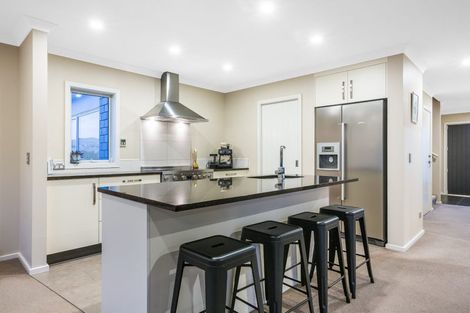 Photo of property in 37 Nelson Avenue, Aotea, Porirua, 5024