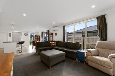 Photo of property in 6 Queen Palms Road, Te Puke, 3119