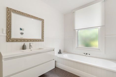 Photo of property in 105 Watersons Line, Dalefield, Carterton, 5791