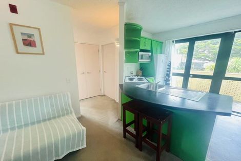 Photo of property in 564f Adelaide Road, Berhampore, Wellington, 6023