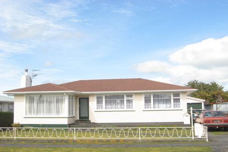 Photo of property in 15 Antonio Street, Stratford, 4332