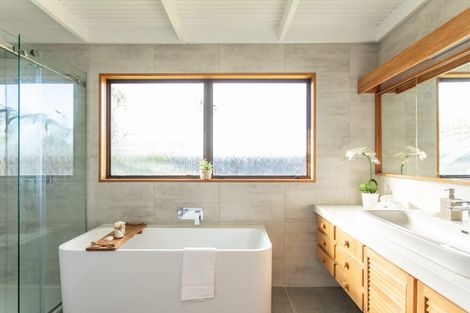 Photo of property in 8 Grey Avenue, Tairua, 3508