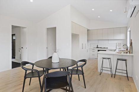 Photo of property in 22 Oneone Street, Cambridge, 3493