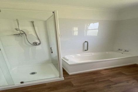 Photo of property in 9 Kotare Street, Waikanae, 5036