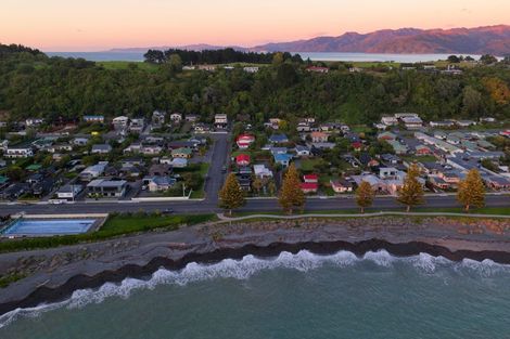 Photo of property in 178 Esplanade, Kaikoura, 7300