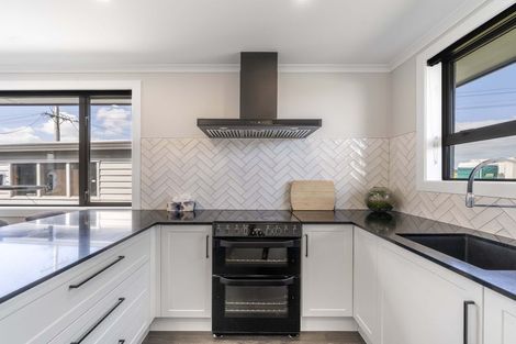 Photo of property in 172 Bay Road, Grasmere, Invercargill, 9810