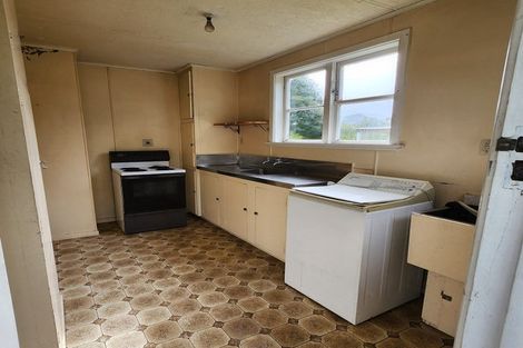 Photo of property in 23 Stanly Street, Eketahuna, 4900