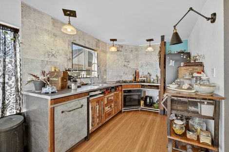 Photo of property in 2/44 Shakespeare Road, Waltham, Christchurch, 8023
