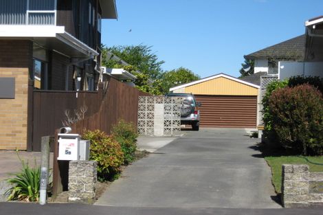 Photo of property in 5 Archdall Place, Avonhead, Christchurch, 8042