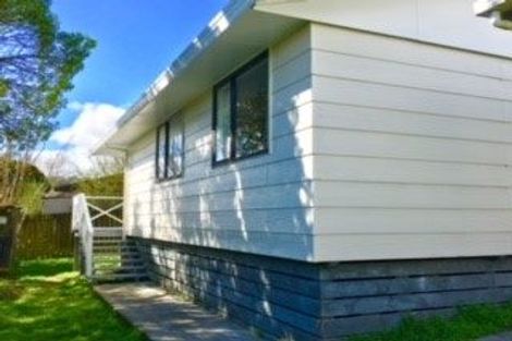 Photo of property in 2/63 Redcrest Avenue, Red Hill, Papakura, 2110