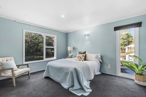 Photo of property in 44 Kahu Road, Paremata, Porirua, 5024