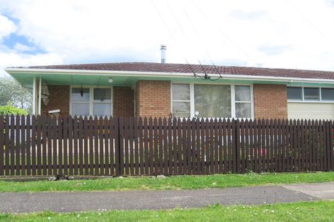 Photo of property in 2/39 Kenderdine Road, Papatoetoe, Auckland, 2025