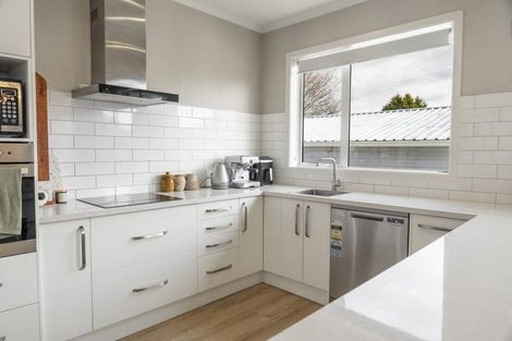 Photo of property in 43 Islington Street, Turnbull Thomson Park, Invercargill, 9810