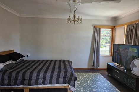 Photo of property in 10 Raniera Street, Glen Avon, New Plymouth, 4312