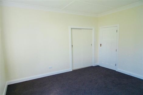 Photo of property in 14 Calvert Road, Moturoa, New Plymouth, 4310