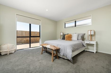 Photo of property in 94 Awataha Crescent, Pyes Pa, Tauranga, 3110