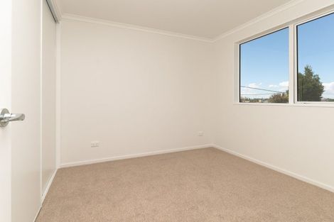 Photo of property in 1/24 Shetland Street, Glen Eden, Auckland, 0602