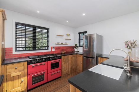 Photo of property in 24 Jacksons Road, Lyttelton, 8082