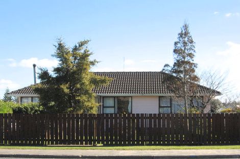 Photo of property in 107 Dominion Road, Papakura, 2110