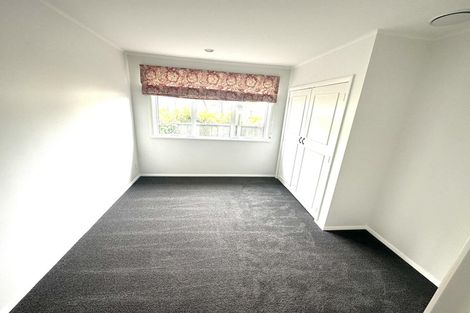 Photo of property in 4 Bathurst Street, Silverstream, Upper Hutt, 5019