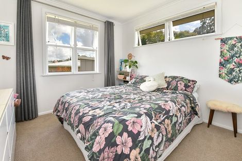 Photo of property in 22 Downer Street, Helensville, 0800