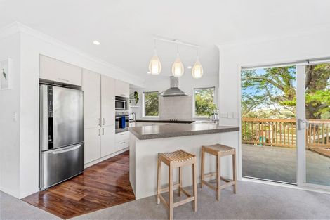 Photo of property in 1143a Whangaparaoa Road, Tindalls Beach, Whangaparaoa, 0930