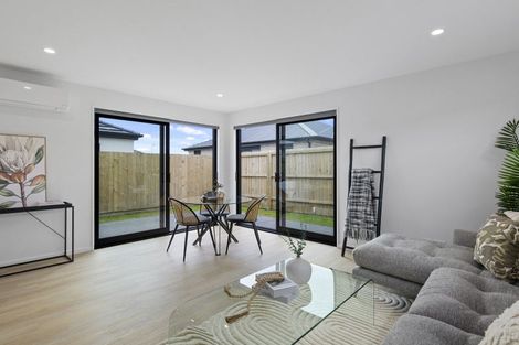 Photo of property in 28 John Gibb Street, Belfast, 8051
