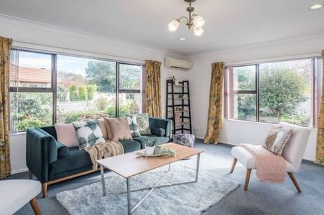 Photo of property in 1 Inverell Place, Waikanae, 5036