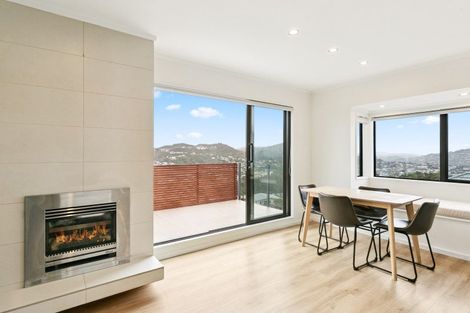 Photo of property in 7b Becker Way, Karori, Wellington, 6012