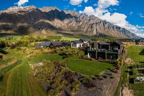 Photo of property in 12 Orford Drive, Jacks Point, Queenstown, 9371