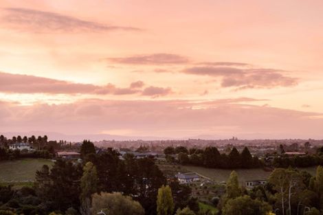Photo of property in 17 Greenvale Place, Welcome Bay, Tauranga, 3112