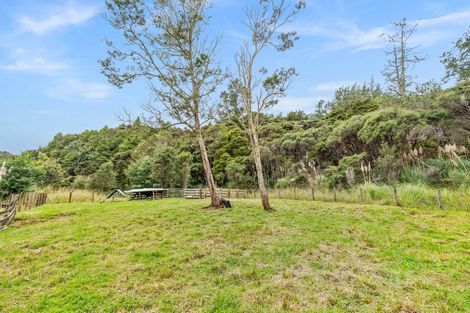 Photo of property in 1042 Ngunguru Road, Kiripaka, Whangarei, 0173