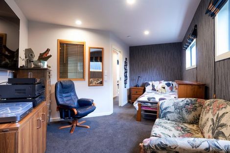 Photo of property in 30 Lowther Place, Taradale, Napier, 4112