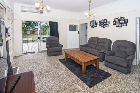 Photo of property in 30 Cambridge Terrace, Masterton, 5810