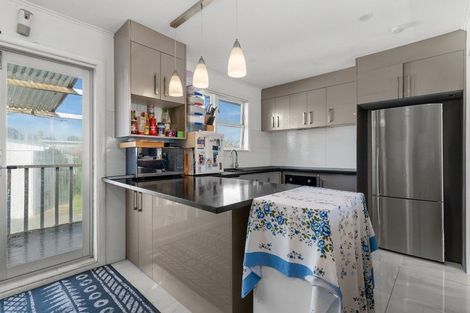 Photo of property in 8 Julian Place, Otara, Auckland, 2023