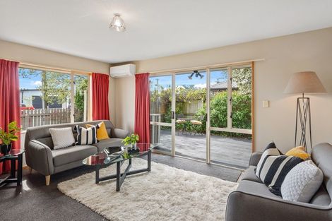 Photo of property in 104 Bassett Street, Burwood, Christchurch, 8083