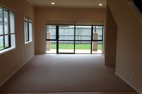 Photo of property in 72 Skip Lane, East Tamaki, Auckland, 2013