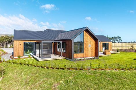 Photo of property in 40 Anderson Park Drive, Waikanae, 5036